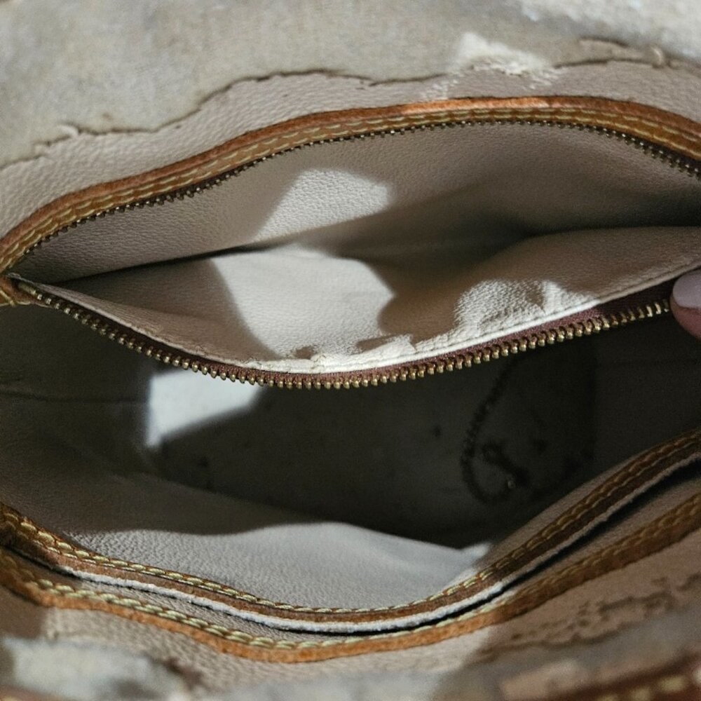 LOUIS VUITTON PETIT BUCKET - Picture 6 of 15